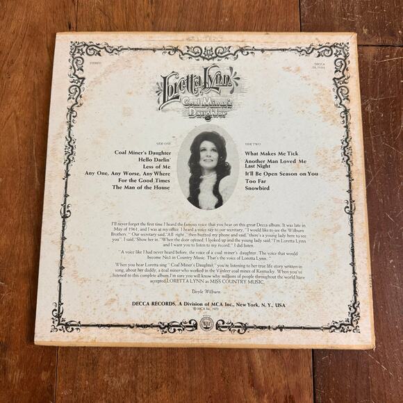 Loretta Lynn Coal Miner's Daughter 1970 Decca Records Vinyl LP Record - Picture 2 of 5